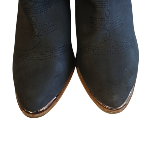 Pandora Women's Black Studded Western Boot size 8 - Picture 4 of 10